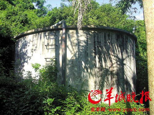 <a href=http://www.huhuzc.cn/shenzhen/ target=_blank class=infotextkey>深圳</a>兩社區(qū)未通自來(lái)水 居民飲山泉水集體腎結(jié)石