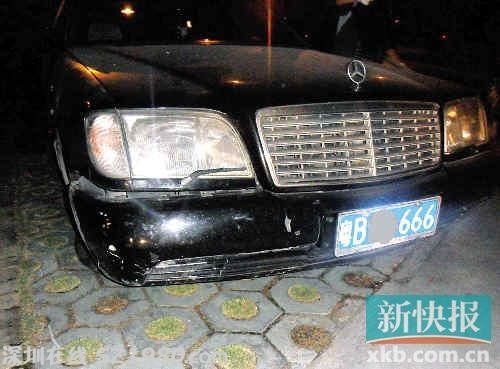 <a href=http://www.huhuzc.cn/shenzhen/ target=_blank class=infotextkey>深圳</a>毒販扮警察出租屋里制販毒 3人跳窗被抓