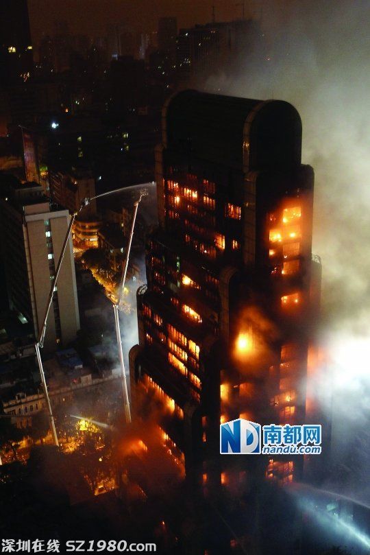 現(xiàn)場(chǎng)調(diào)查：防盜門鎖死 看誰(shuí)跑得出去