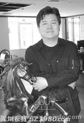中國富商攜12歲兒子視察法國葡萄園時(shí)飛機(jī)失事
