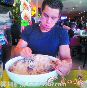 大學(xué)生在寢室養(yǎng)鱷魚 盤點(diǎn)大學(xué)奇葩事