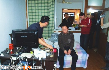 老師變色情站長 ?？瓷槠：薮笠咨习a