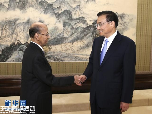 9月5日，國(guó)務(wù)院總理李克強(qiáng)在北京中南海紫光閣會(huì)見馬來西亞最高元首哈利姆。 新華社記者 龐興雷 攝
