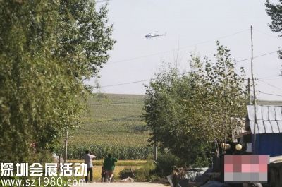 警方出動(dòng)直升機(jī)對疑似發(fā)現(xiàn)地點(diǎn)搜尋