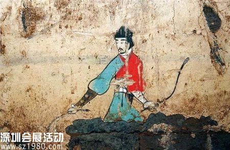 西安理工大漢代壁畫墓，這顏色搭配和現(xiàn)代人的審美不太一致。  
