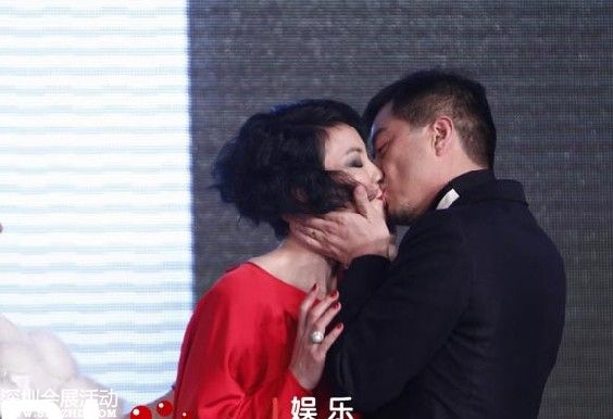 王菲發(fā)短信斥責李亞鵬 李亞鵬自揭五段感情往事（圖）