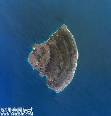 布蘭基亞島衛(wèi)星照片。小島是委內瑞拉沿海八座海面珊瑚礁之一，適合深海和淺海潛水，也是沖浪者熱衷到訪的地方。