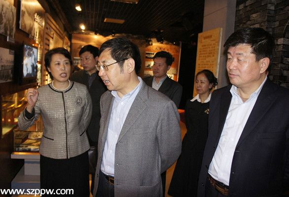 哈爾濱市委秘書(shū)長(zhǎng)回應(yīng)穿萬(wàn)元羽絨服指揮救災(zāi)(圖)