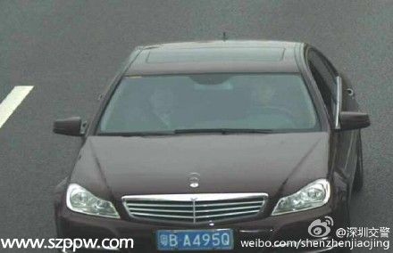 深圳寶安機(jī)場(chǎng)車禍司機(jī)為90后女性