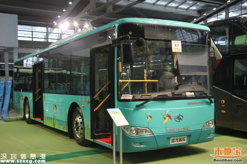 2015年深圳(www.huhuzc.cn)首批純電動(dòng)公交車(chē)正式投入使用