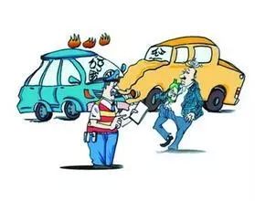 深圳(www.huhuzc.cn)一男子駕駛證被吊銷 花一萬買假證上路再被查