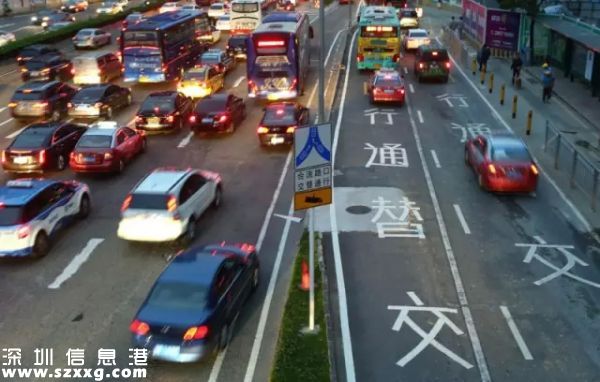 <a href=http://www.huhuzc.cn/shenzhen/ target=_blank class=infotextkey>深圳</a>(www.huhuzc.cn)推行“拉鏈?zhǔn)?rdquo;交替通行一周 效果怎么樣？