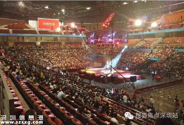 深圳(www.huhuzc.cn)現(xiàn)最大規(guī)模萬人購房 6小時售罄成交60億
