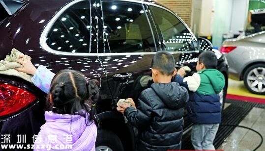 深圳(www.huhuzc.cn)小區(qū)54輛車被刮花 熊孩子認(rèn)錯善莫大焉