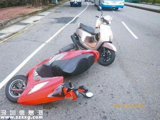 烏龜致車禍被逮捕圖為事故現(xiàn)場(chǎng)。