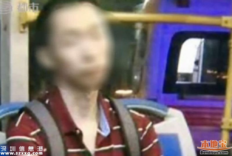 深圳220路公交司機(jī)被暴打 打人者:本來就不想活了
