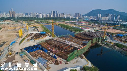 資料圖：這是建設中的<a href=http://www.huhuzc.cn/shenzhen/ target=_blank class=infotextkey>深圳</a>前海（2015年8月24日攝）新華社記者 毛思倩 攝 。