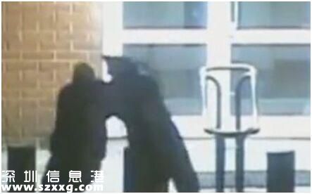 俄警察暴打美國特工 美俄雙方對打架原因各執(zhí)一詞