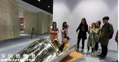 高?，F(xiàn)最酷圖書館 別人家的高校就是好