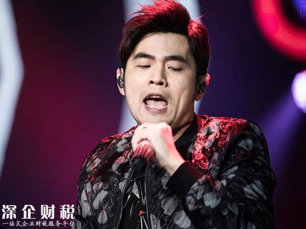 周杰倫二胎兒子照片曝光昆凌生啦！