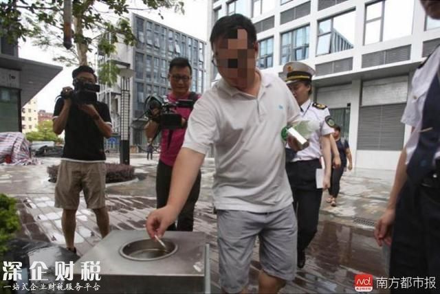 深圳寫字樓里的陽臺和個人辦公室都得禁煙！